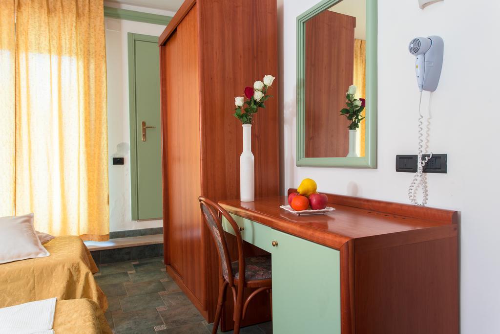 Hotel Zeus Cesenatico Pokój zdjęcie